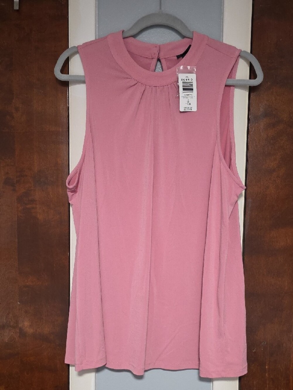 NWT Size 2 Torrid Dusty Rose Sleeveless Mock Neck Top